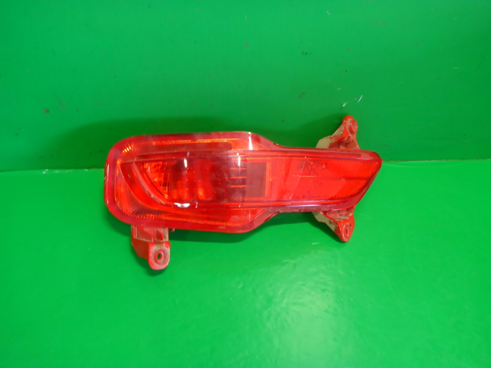 Фонарь задний в бампер левый
