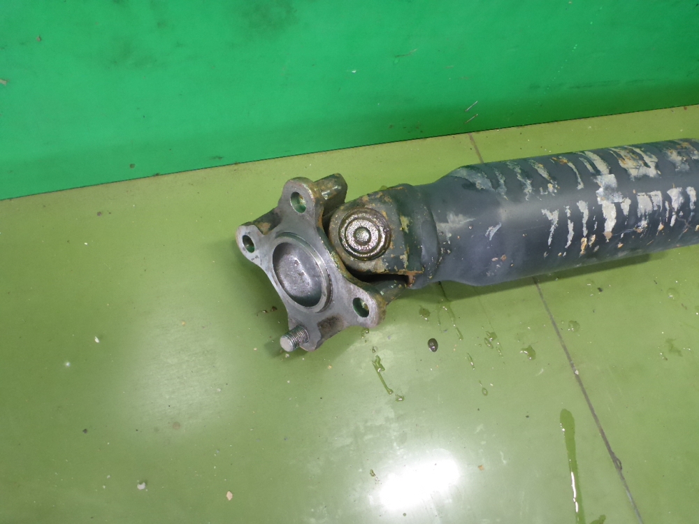 Вал карданный задний