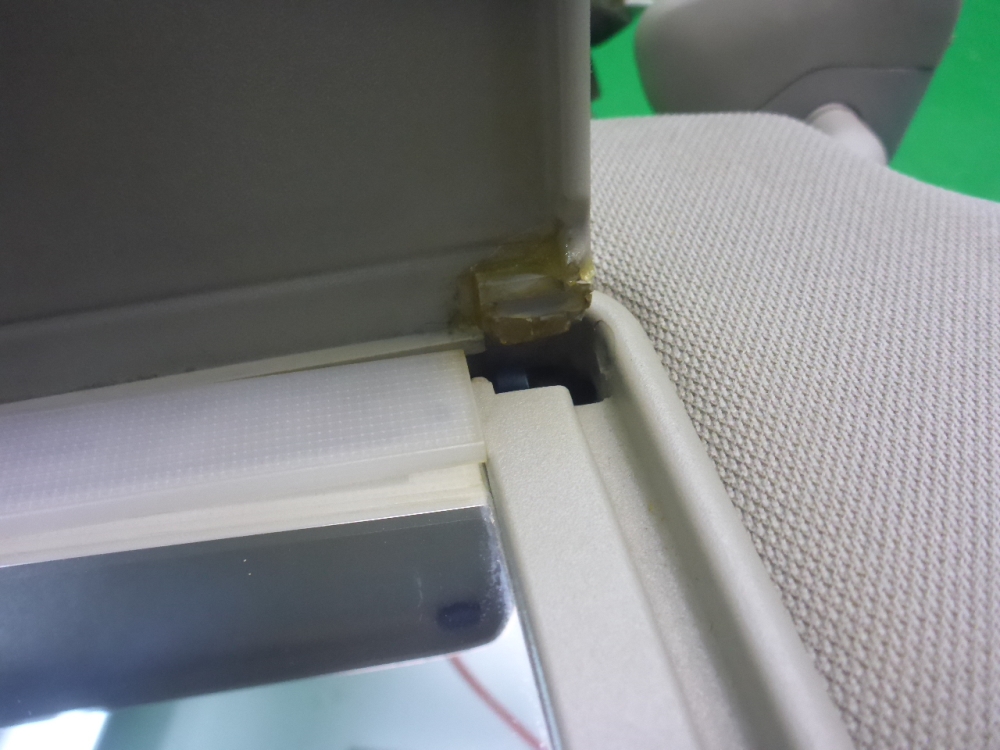 Козырек солнцезащитный