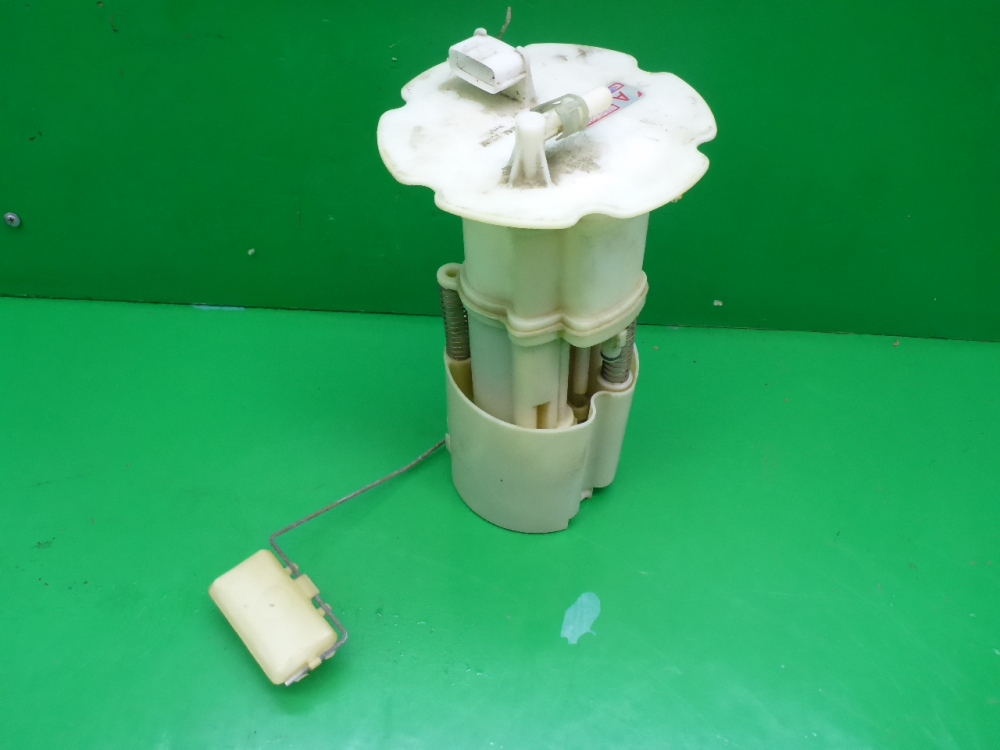 Насос топливный электрический