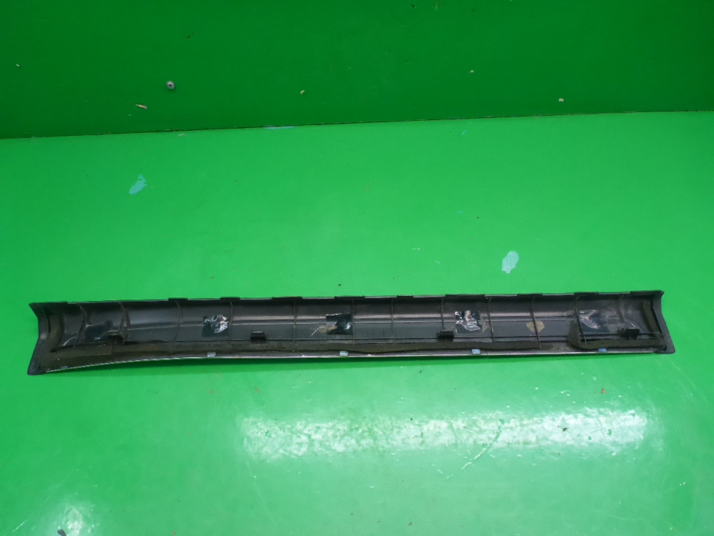 Накладка порога (внутренняя)