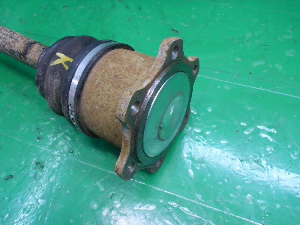 Полуось задняя правая