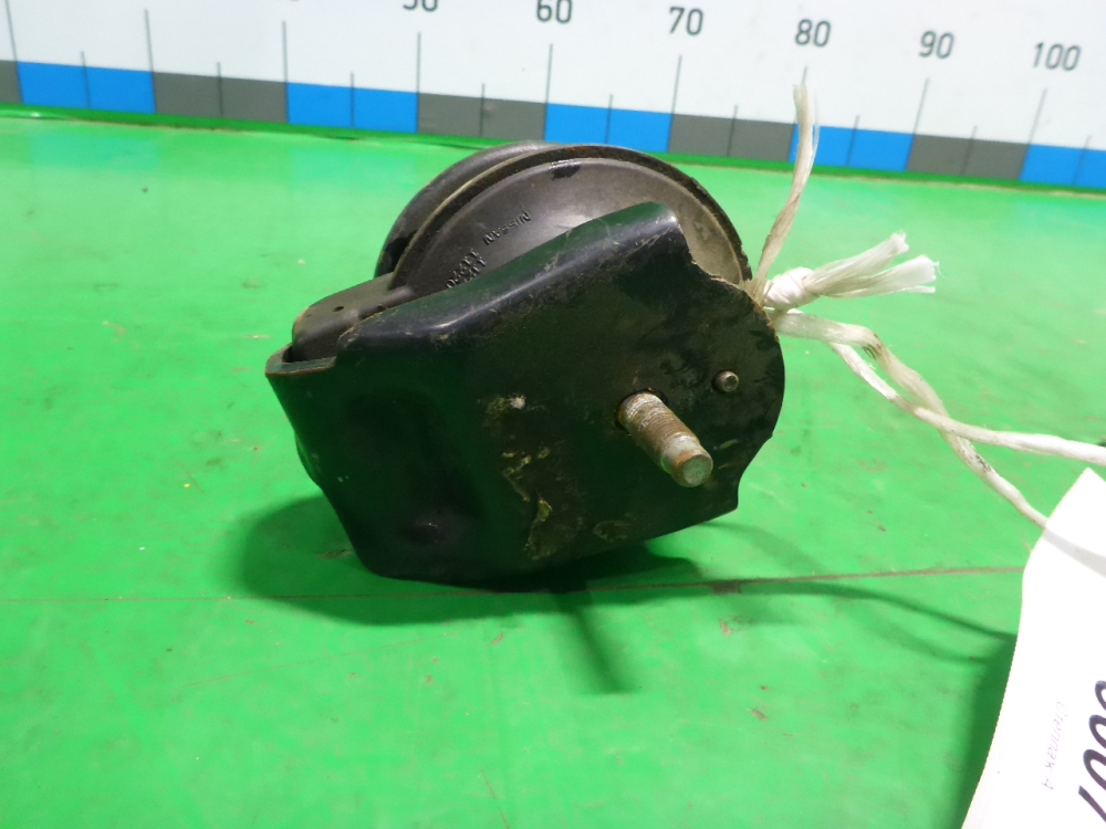 Опора двигателя