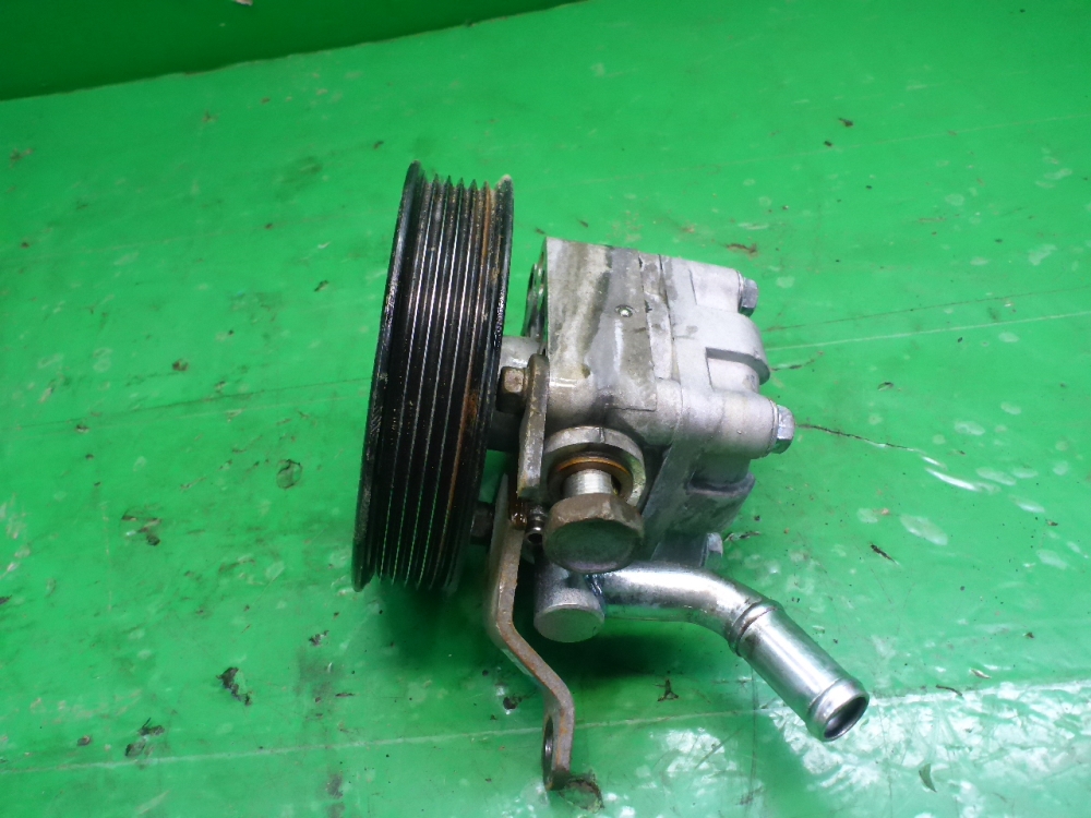 Насос ГУР (гидроусилитель руля)