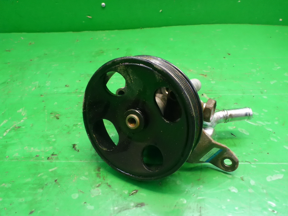 Насос ГУР (гидроусилитель руля)