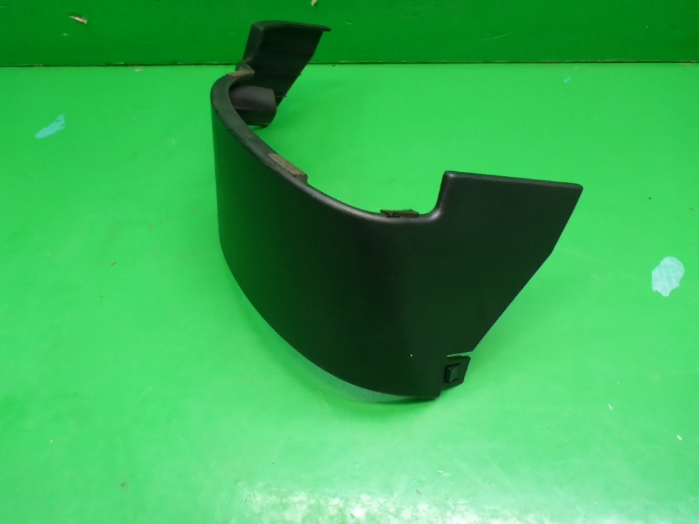 Кожух рулевой колонки