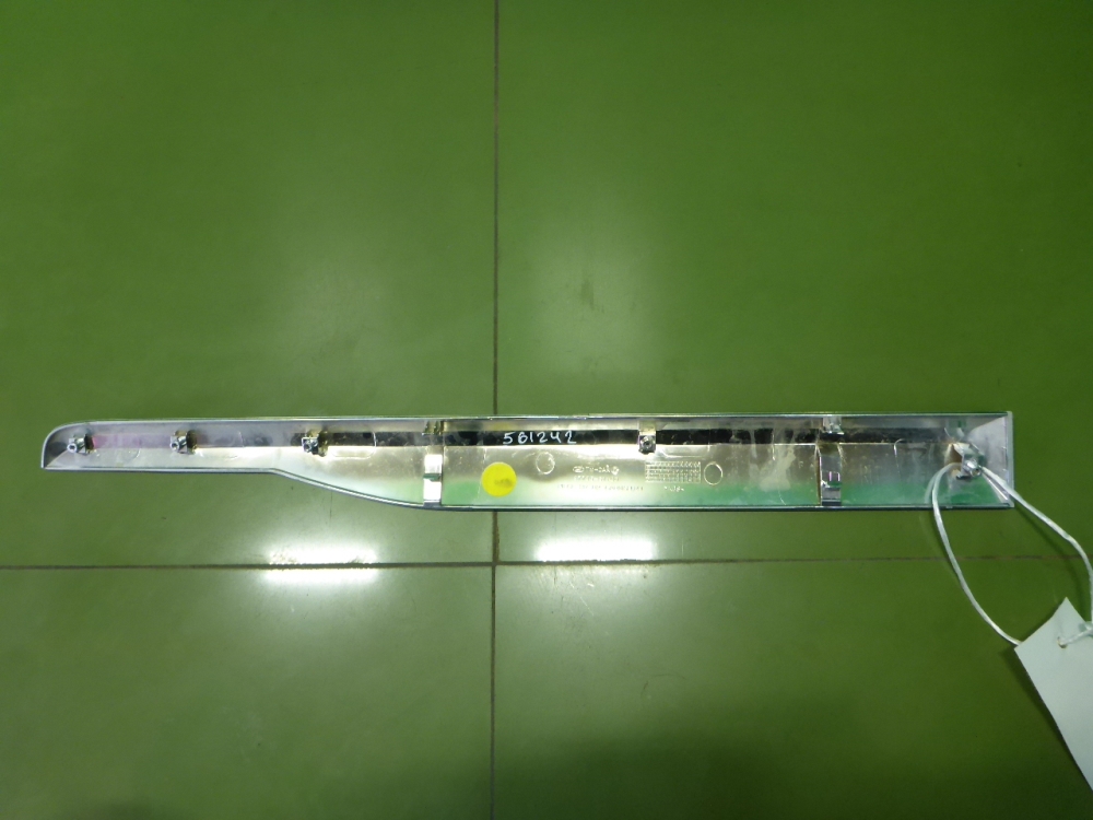 Накладка двери задней правой