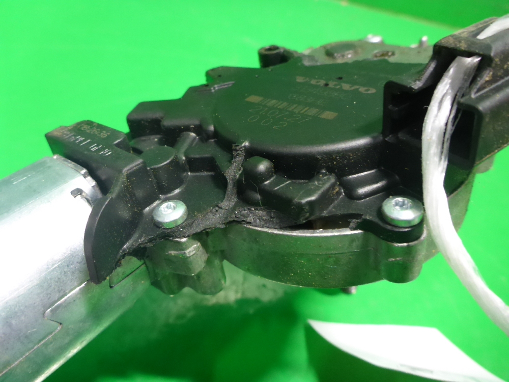 Моторчик стеклоочистителя задний