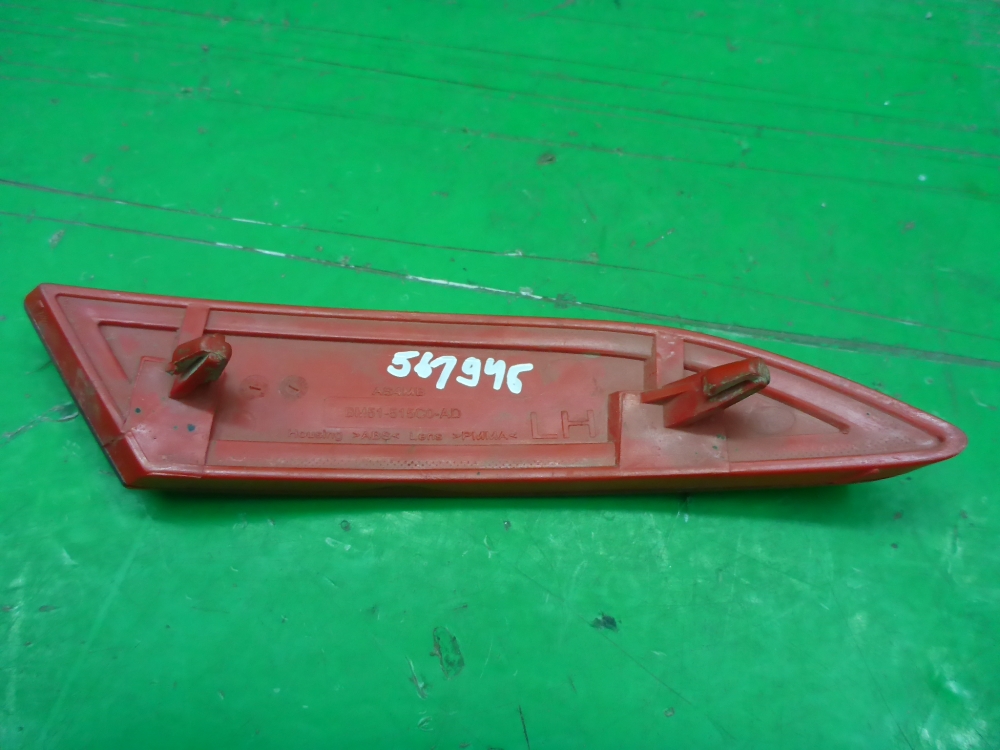 Отражатель в бампер задний левый