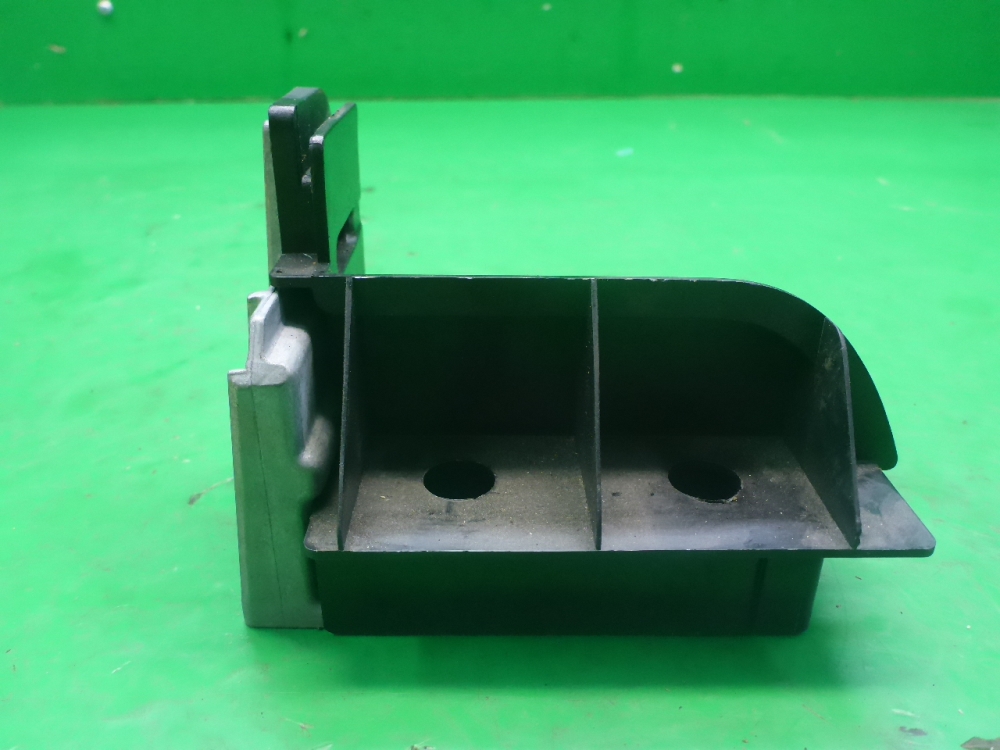 Кронштейн (сопут. товар)