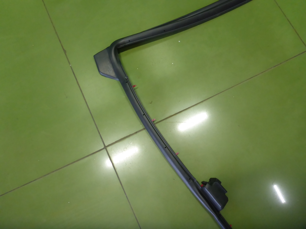 Уплотнитель двери