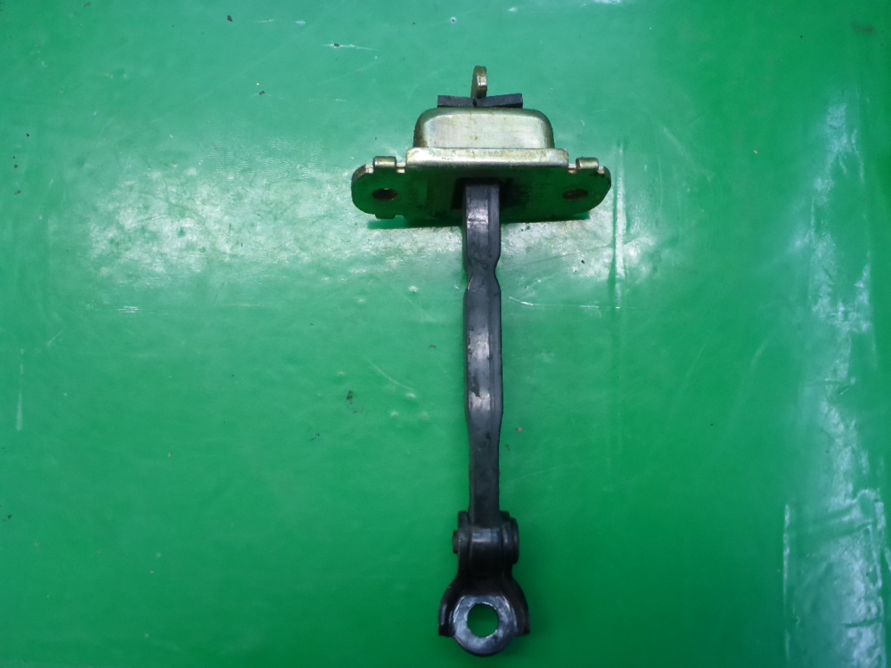 Ограничитель двери