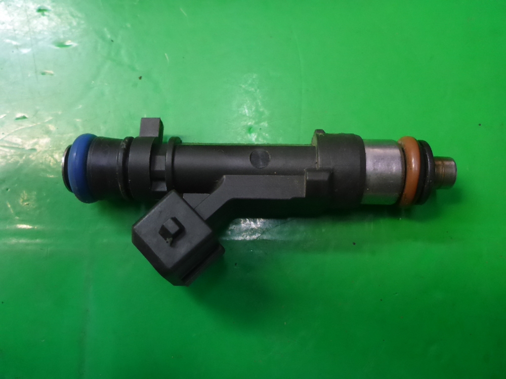 Форсунка инжекторная электрическая