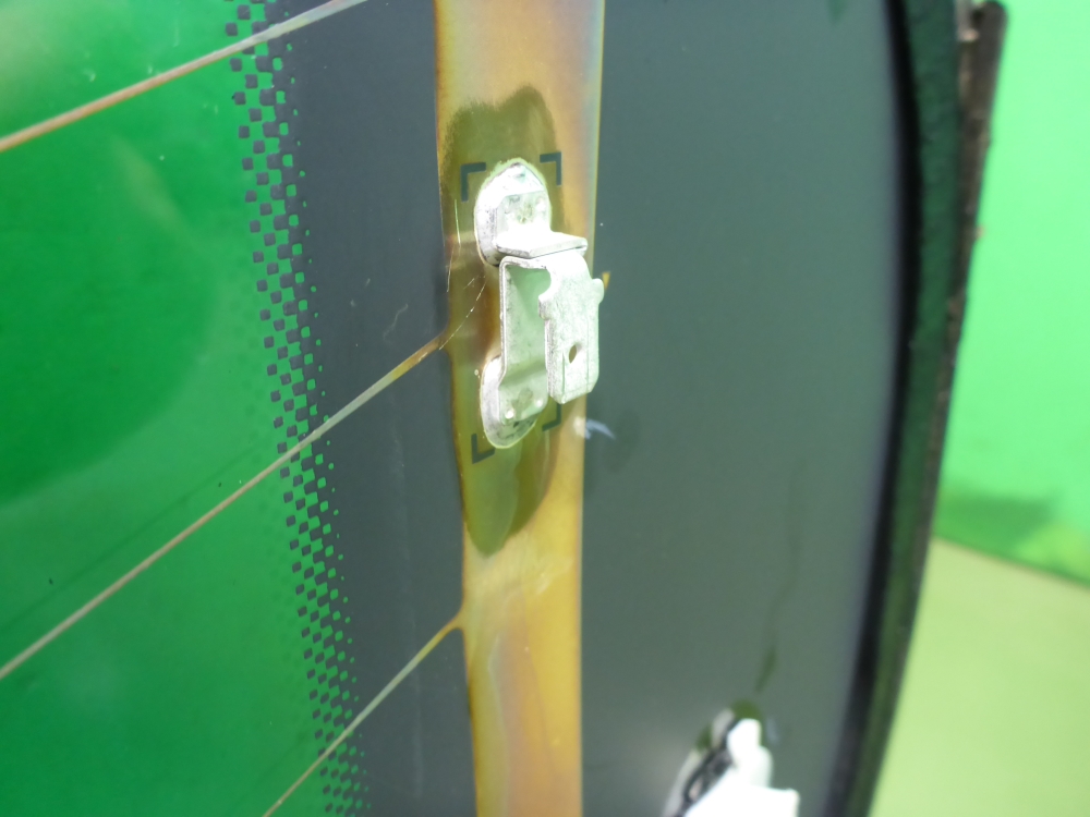 Стекло двери багажника