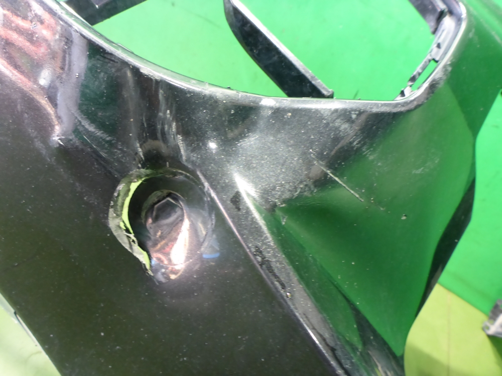 Бампер передний