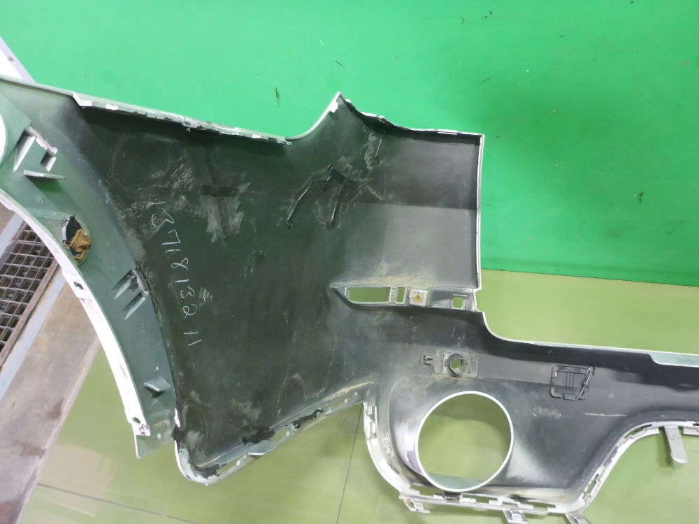 Бампер задний