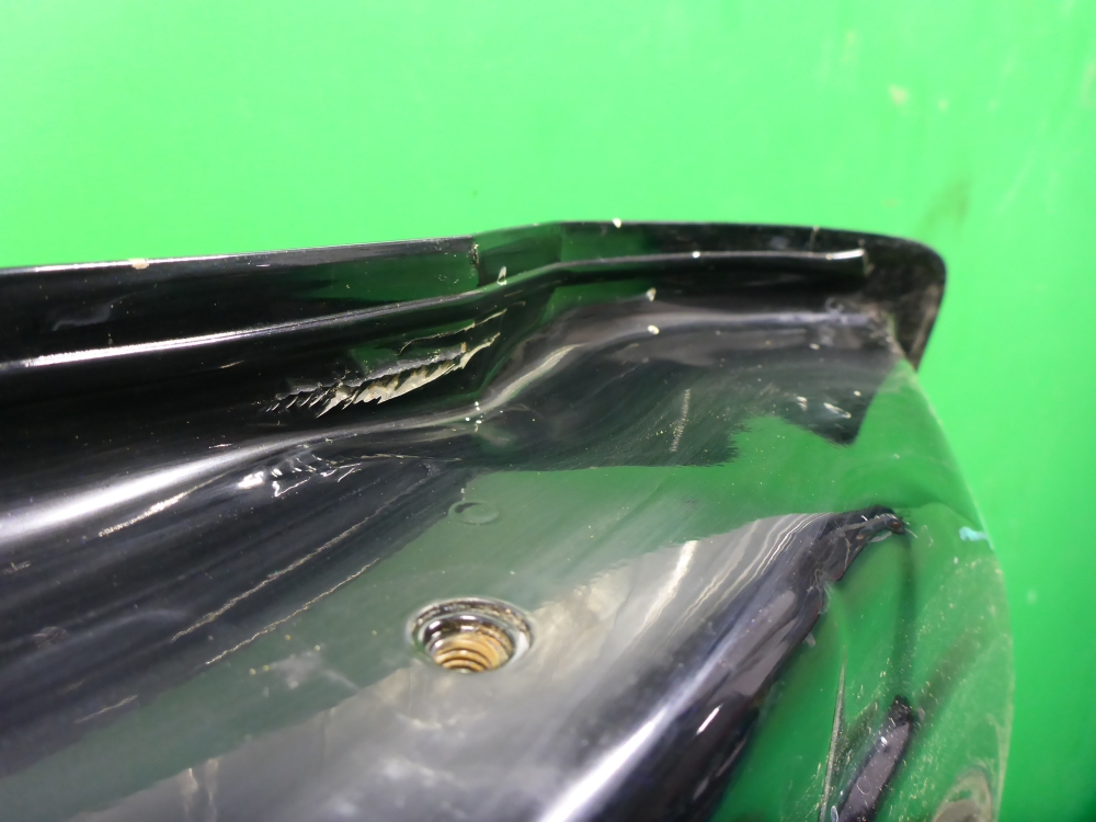 Дверь багажника