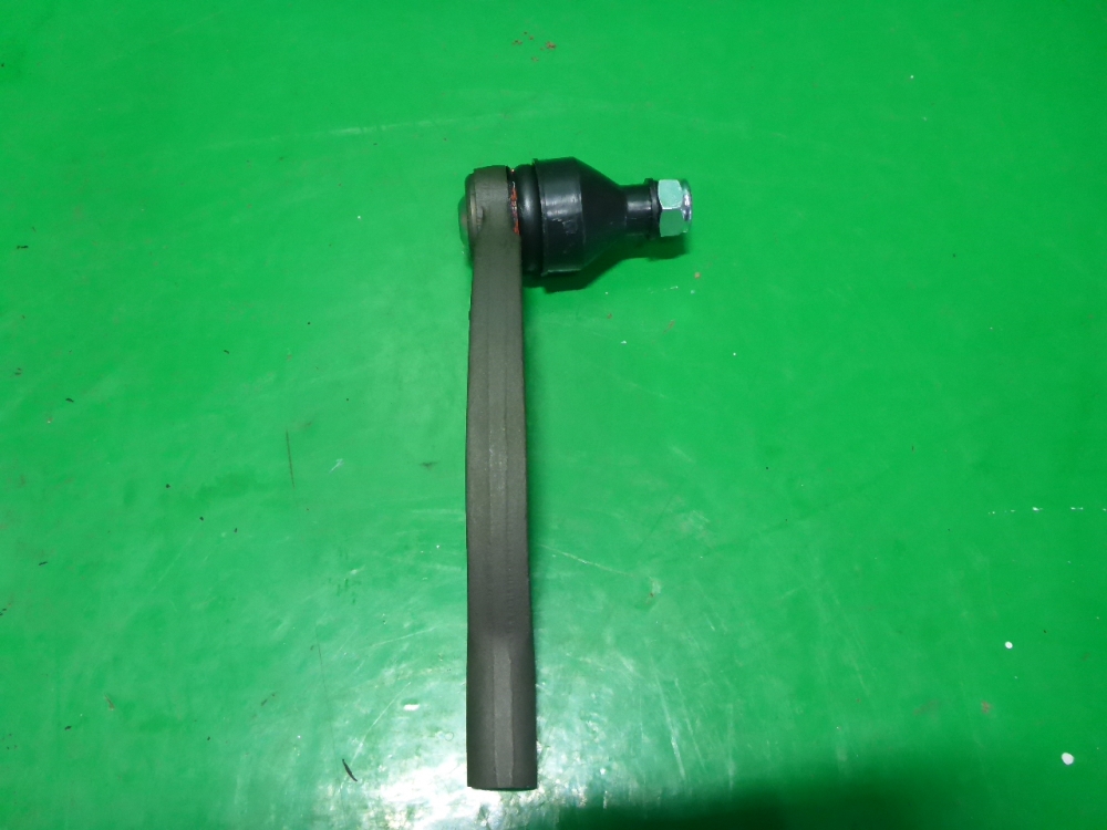 Наконечник рулевой левый