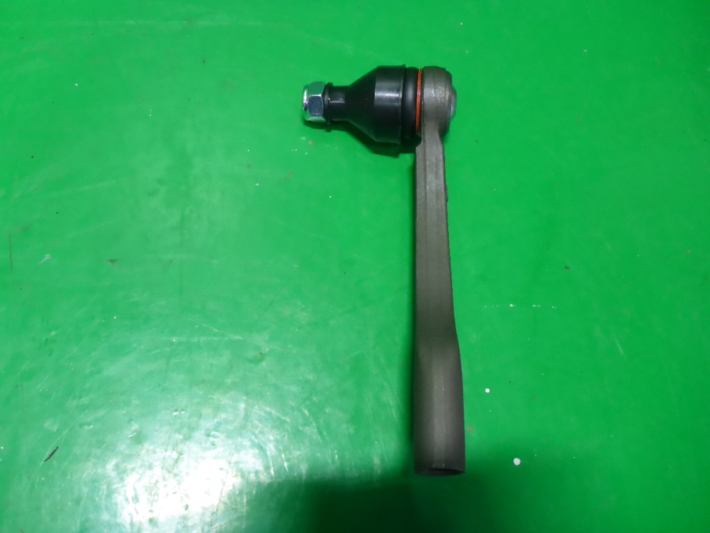 Наконечник рулевой левый