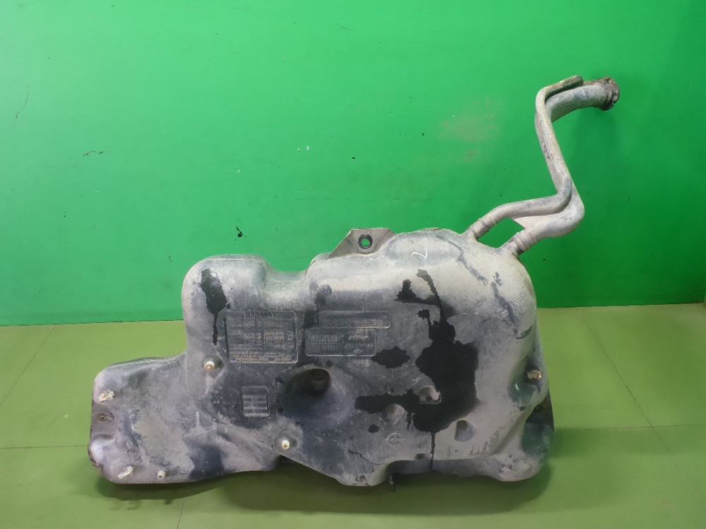 Бак топливный