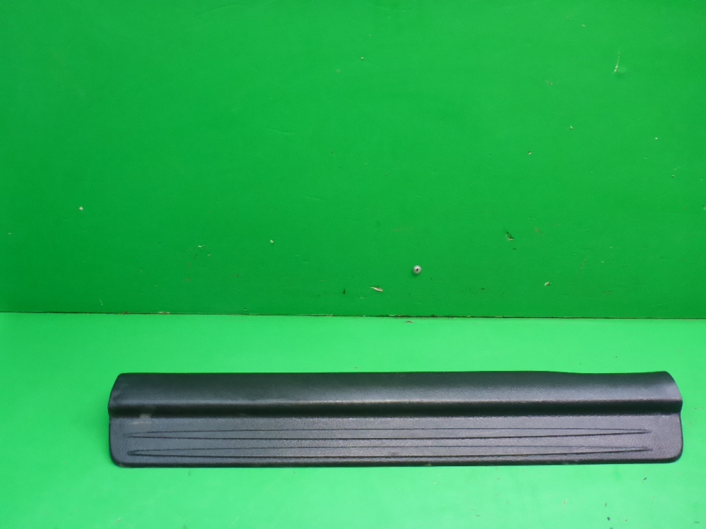 Накладка порога (внутренняя)