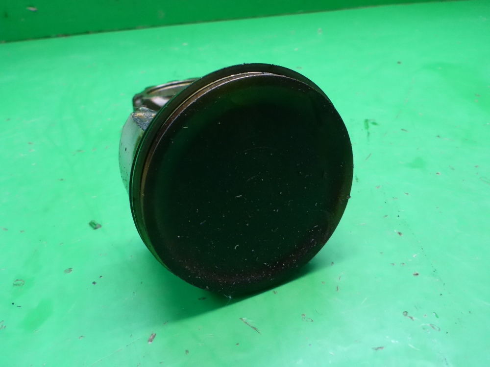 Поршень с шатуном