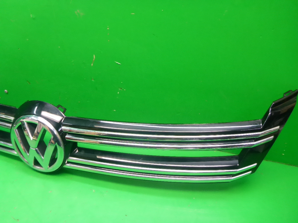 Накладка на решетку радиатора