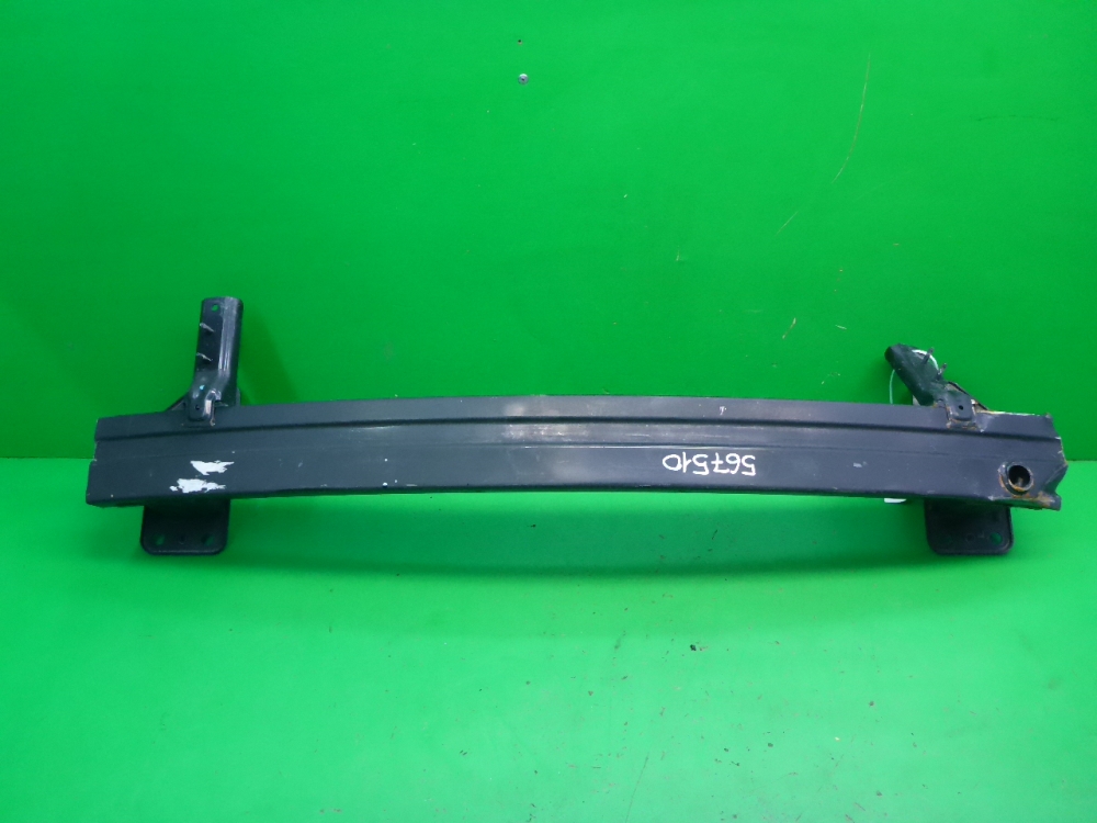 Усилитель переднего бампера