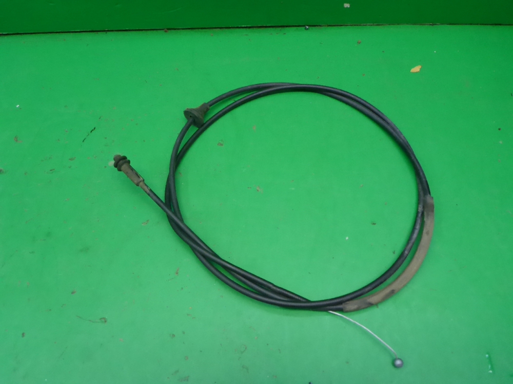 Трос открывания капота