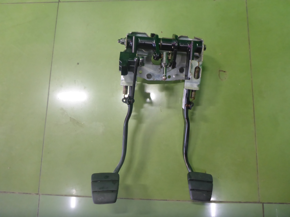 Блок педалей