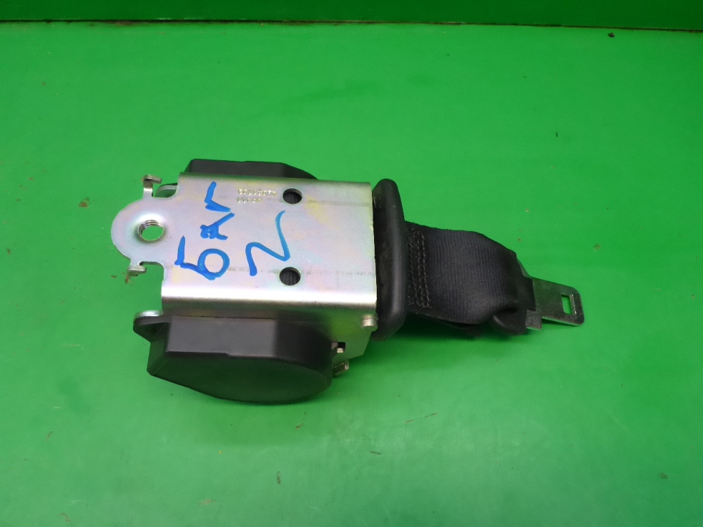 Ремень безопасности