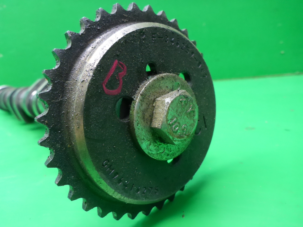 Распредвал впускной