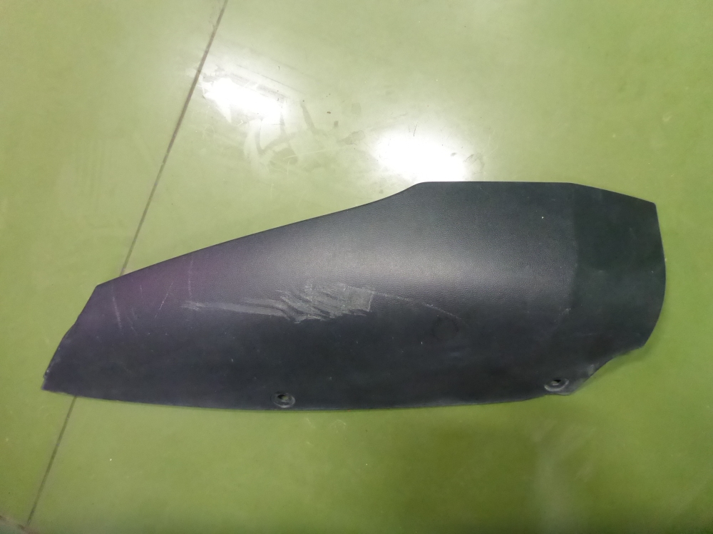 Накладка переднего бампера левая