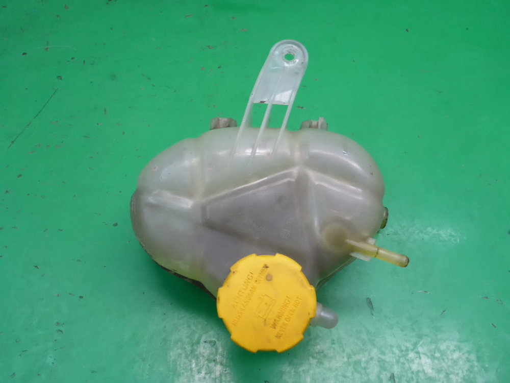 Бачок расширительный