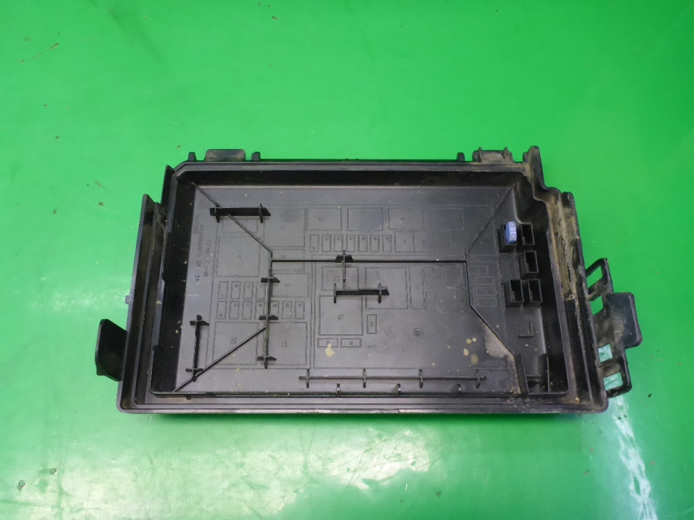 Корпус блока предохранителей