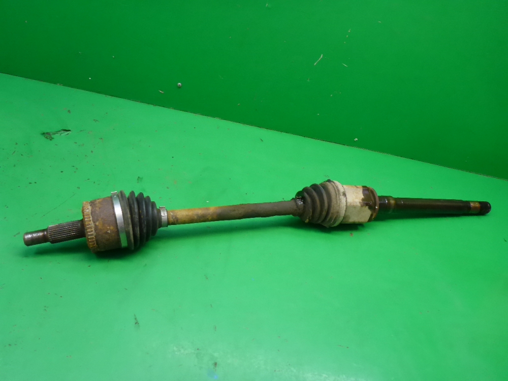 Полуось передняя правая