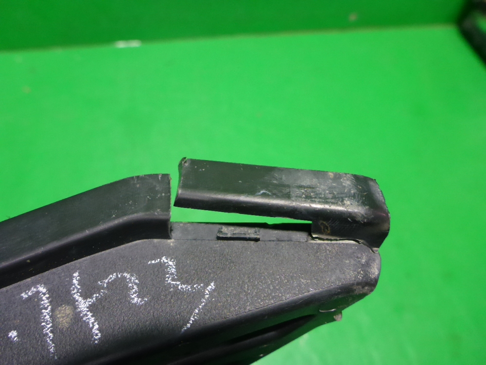 Накладка заднего бампера правая