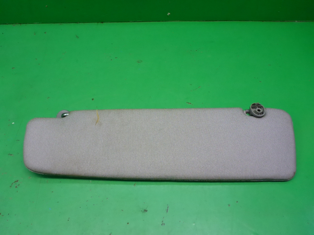 Козырек солнцезащитный