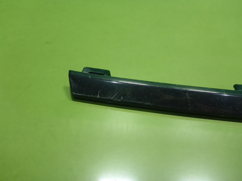 Накладка на решетку