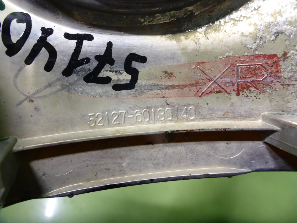 Рамка противотуманной фары правой