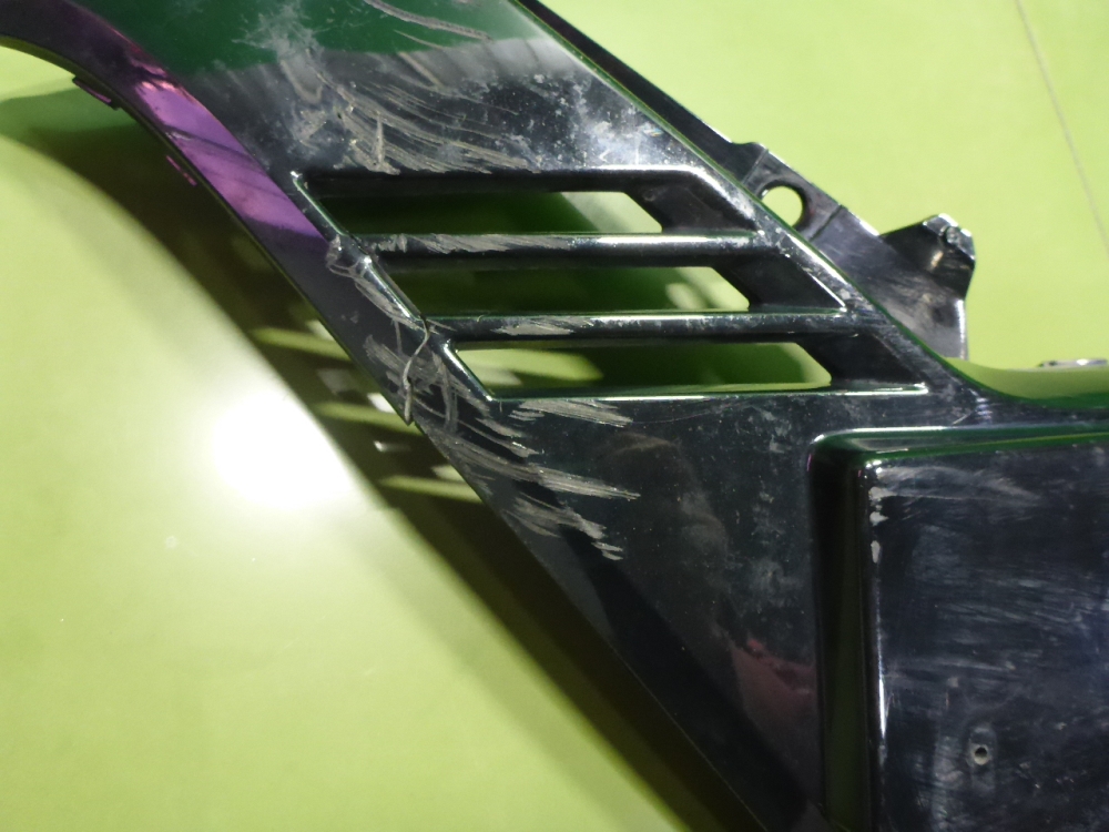 Накладка переднего бампера