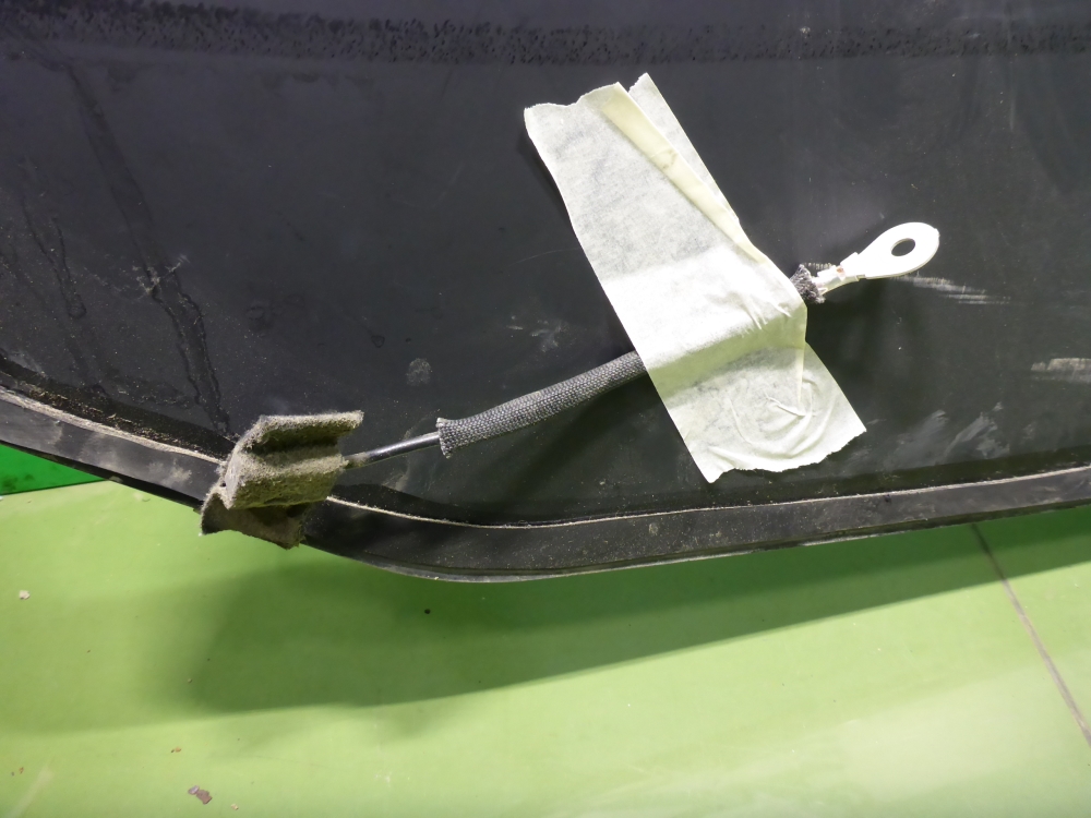 Стекло лобовое