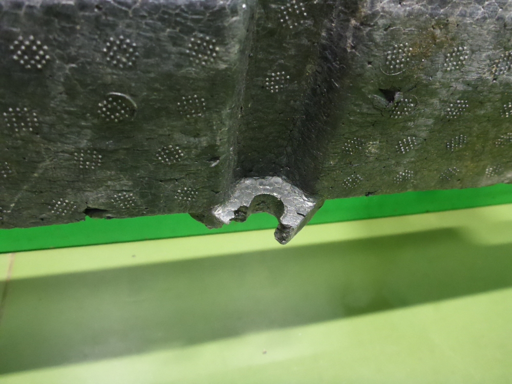 Наполнитель переднего бампера