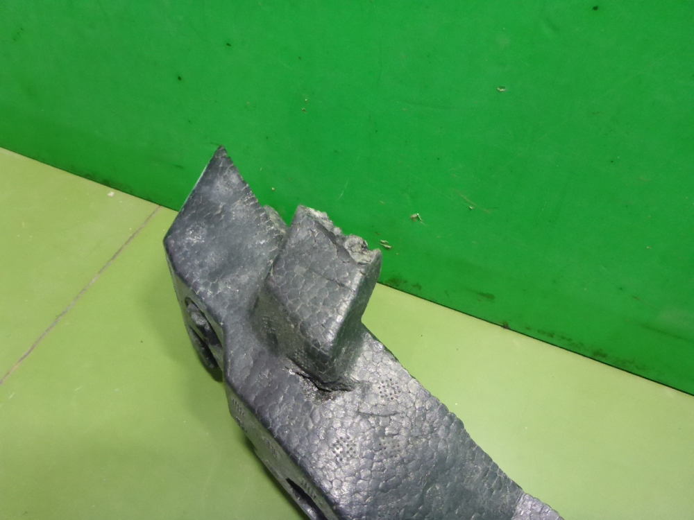 Наполнитель переднего бампера