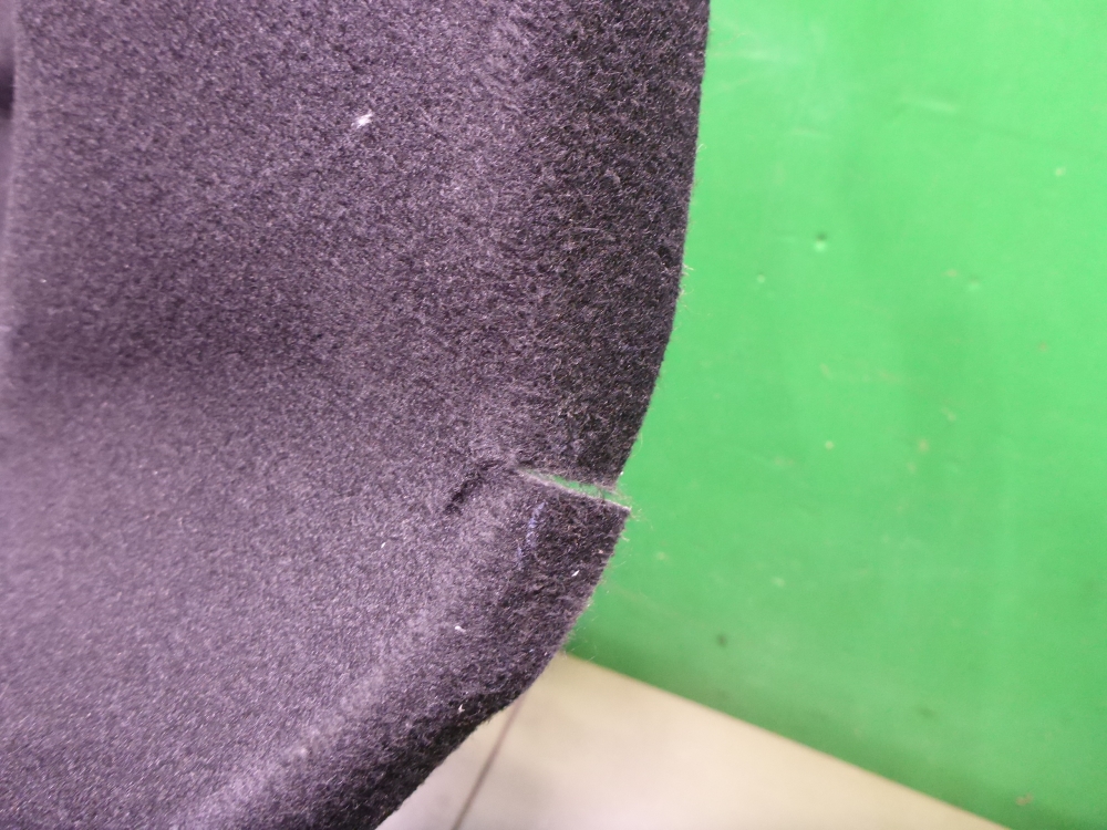 Обшивка крышки багажника