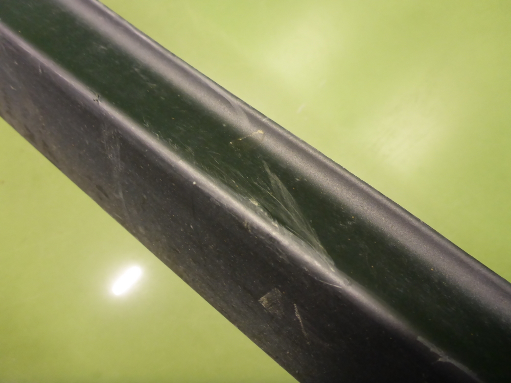 Накладка двери передней правой