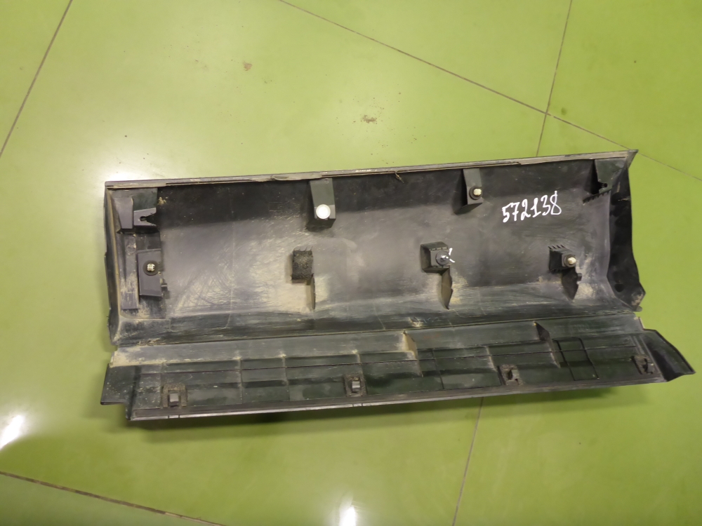 Накладка двери задней правой