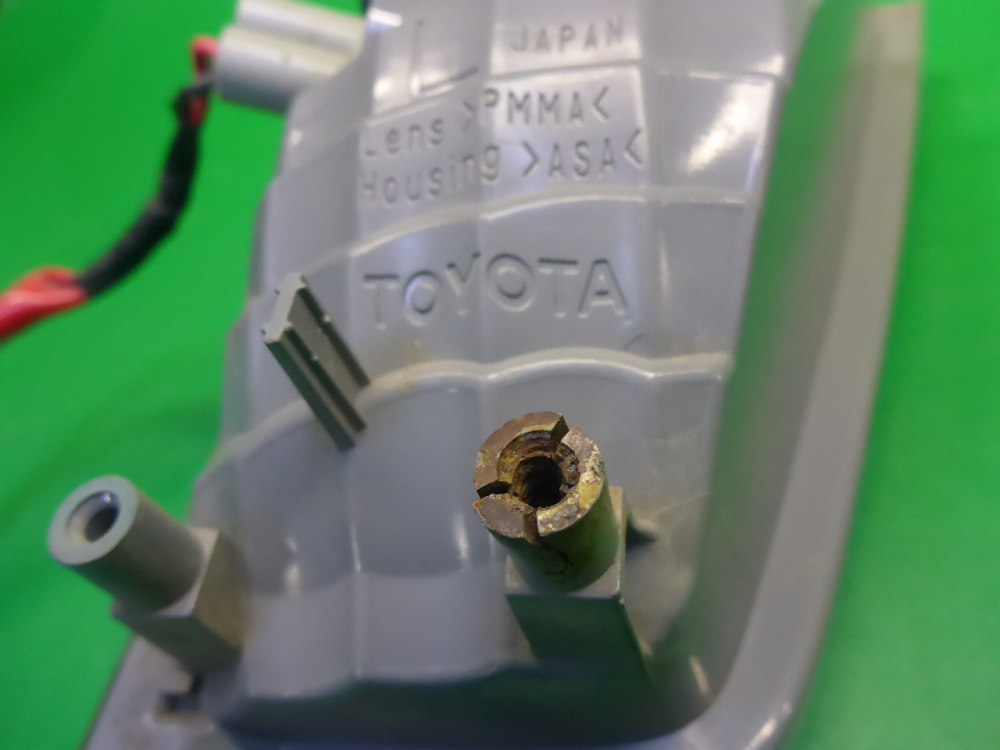 Фонарь задний