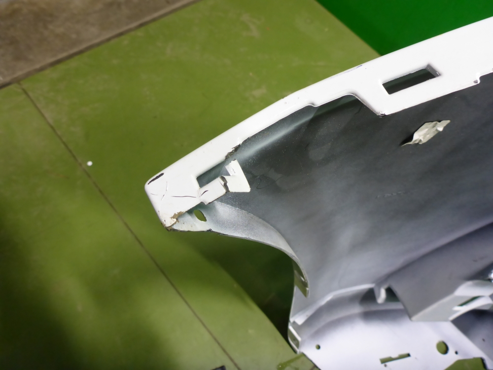 Бампер передний