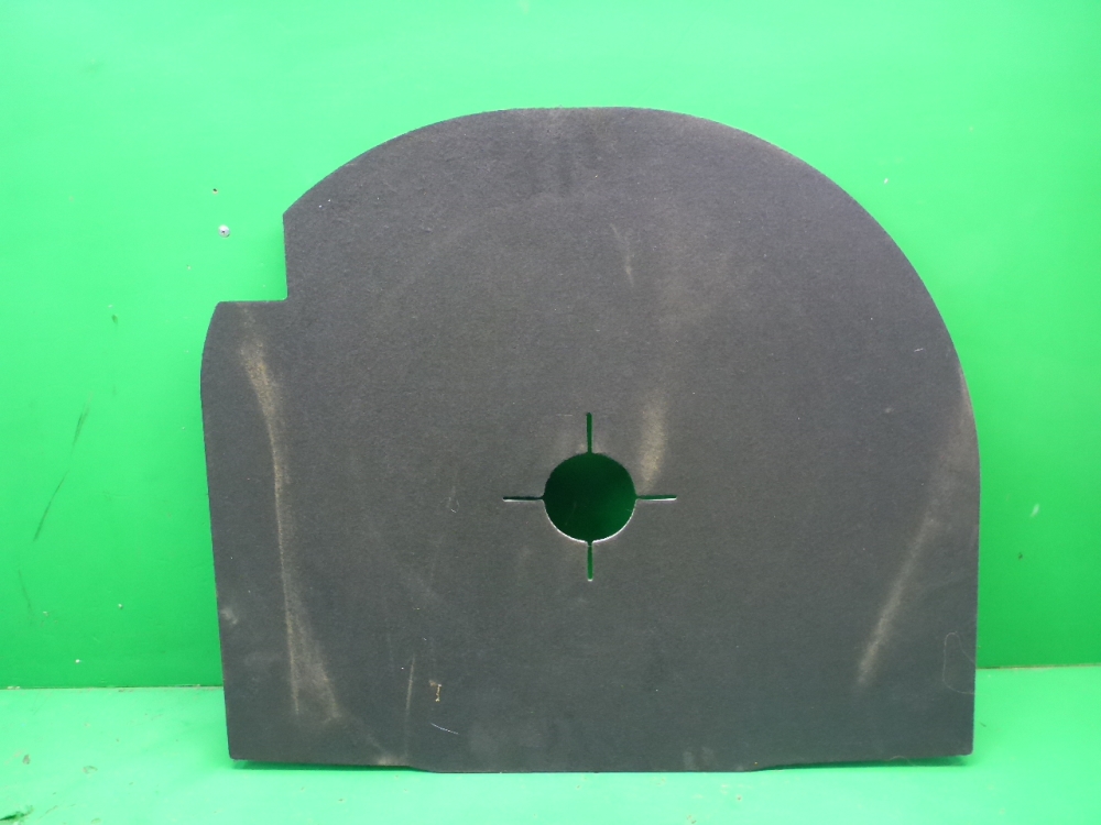 Пол багажника